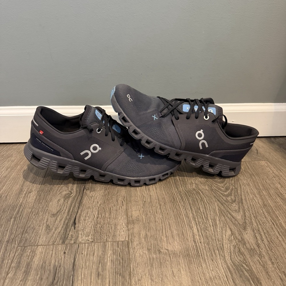 On Running Cloud X 3 Running Shoes Mens Size 10.5 Used Eclipse Magnet 60.98703